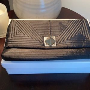Black clutch